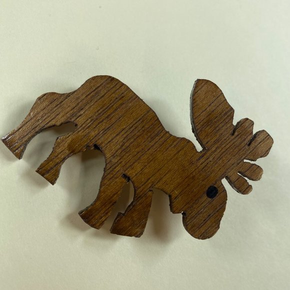 Moose Deer Vintage Wood Cutout Pin Brooch Animal Likeness - Picture 3 of 6